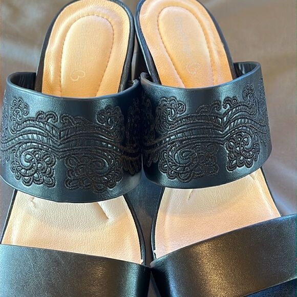 Baretraps Black Resandra Heeled Sandals - Picture 5 of 8